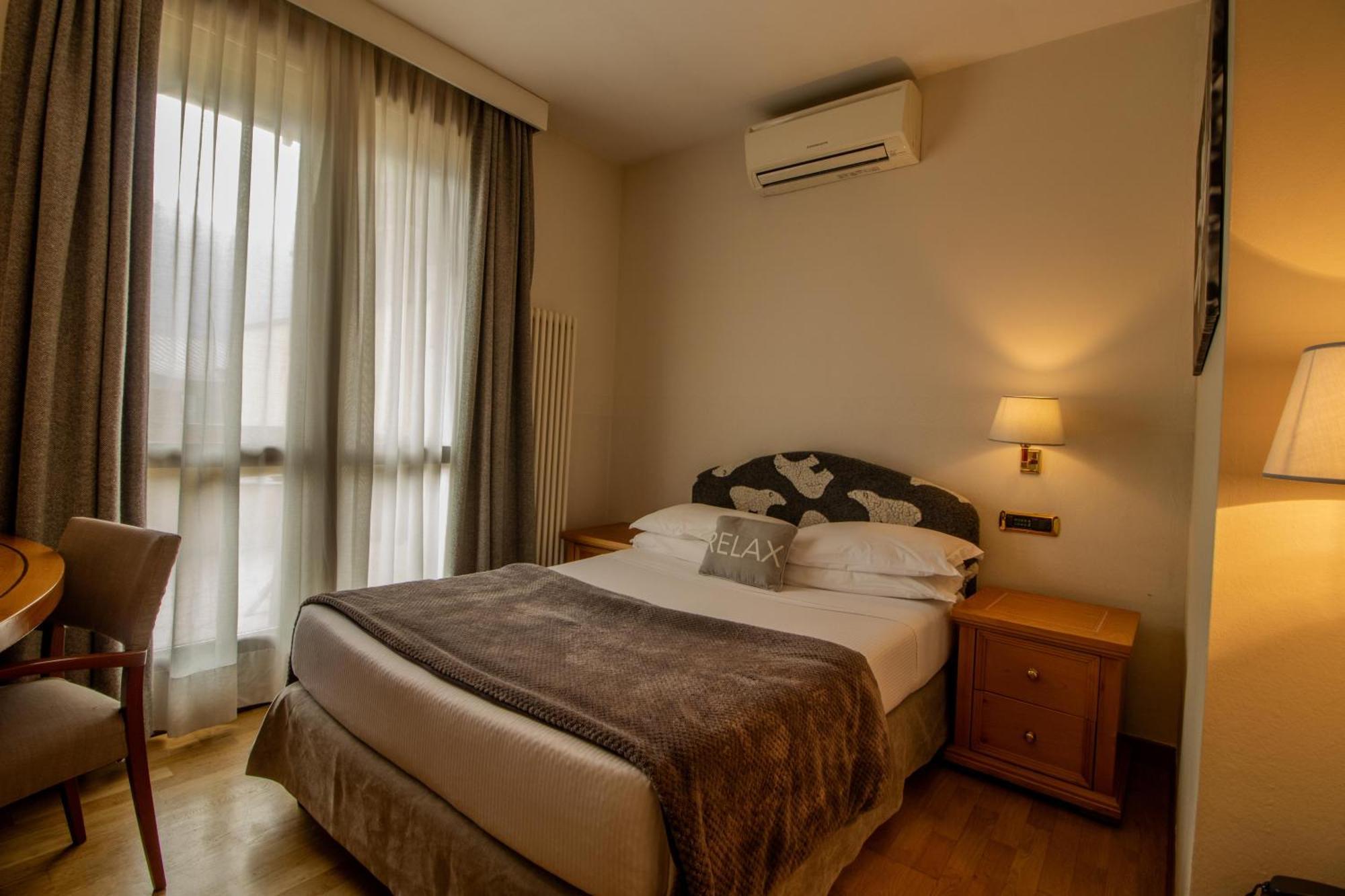 Paradise Hotel & Wellness Сен Венсан Екстериор снимка