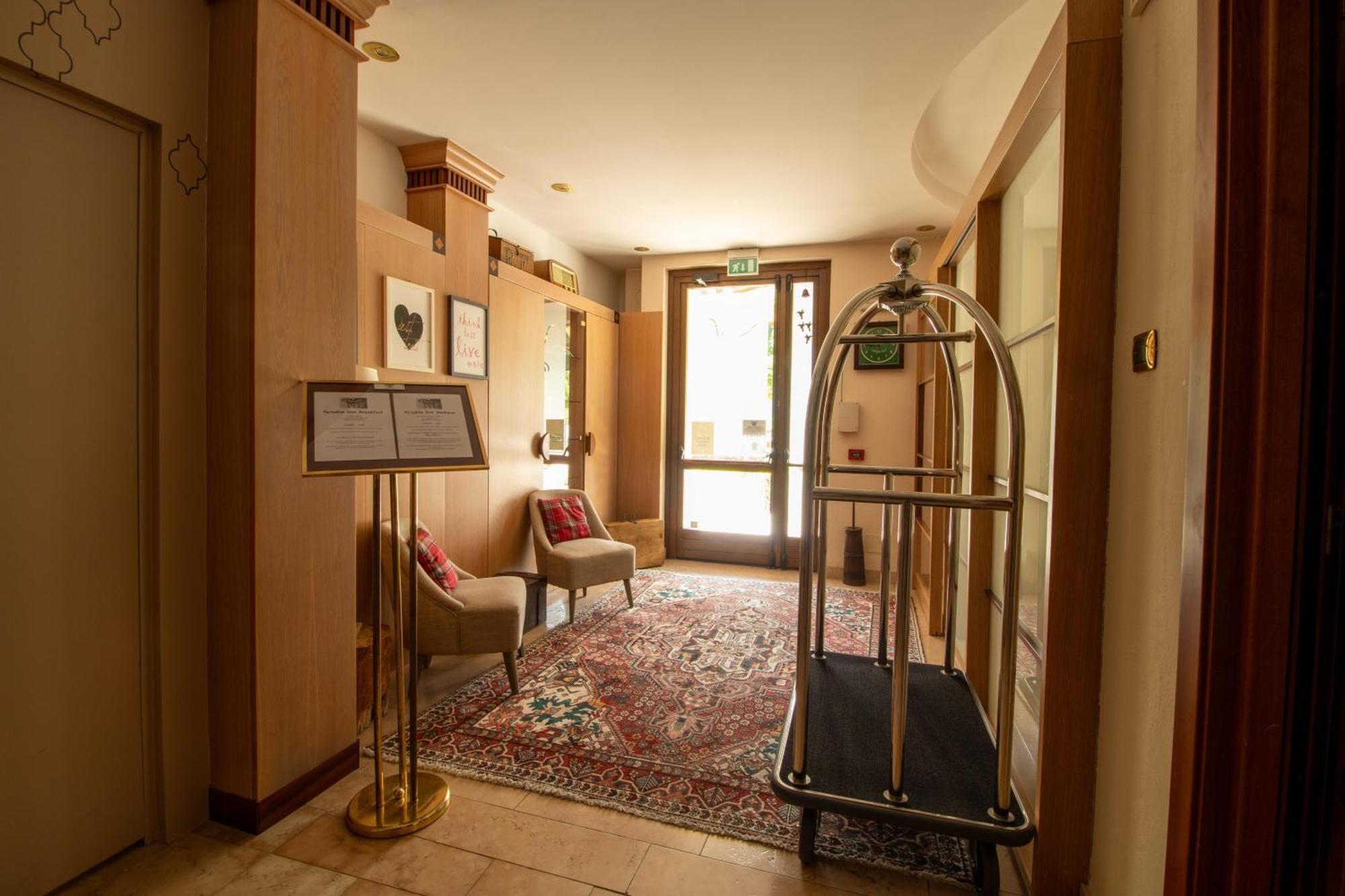 Paradise Hotel & Wellness Сен Венсан Екстериор снимка